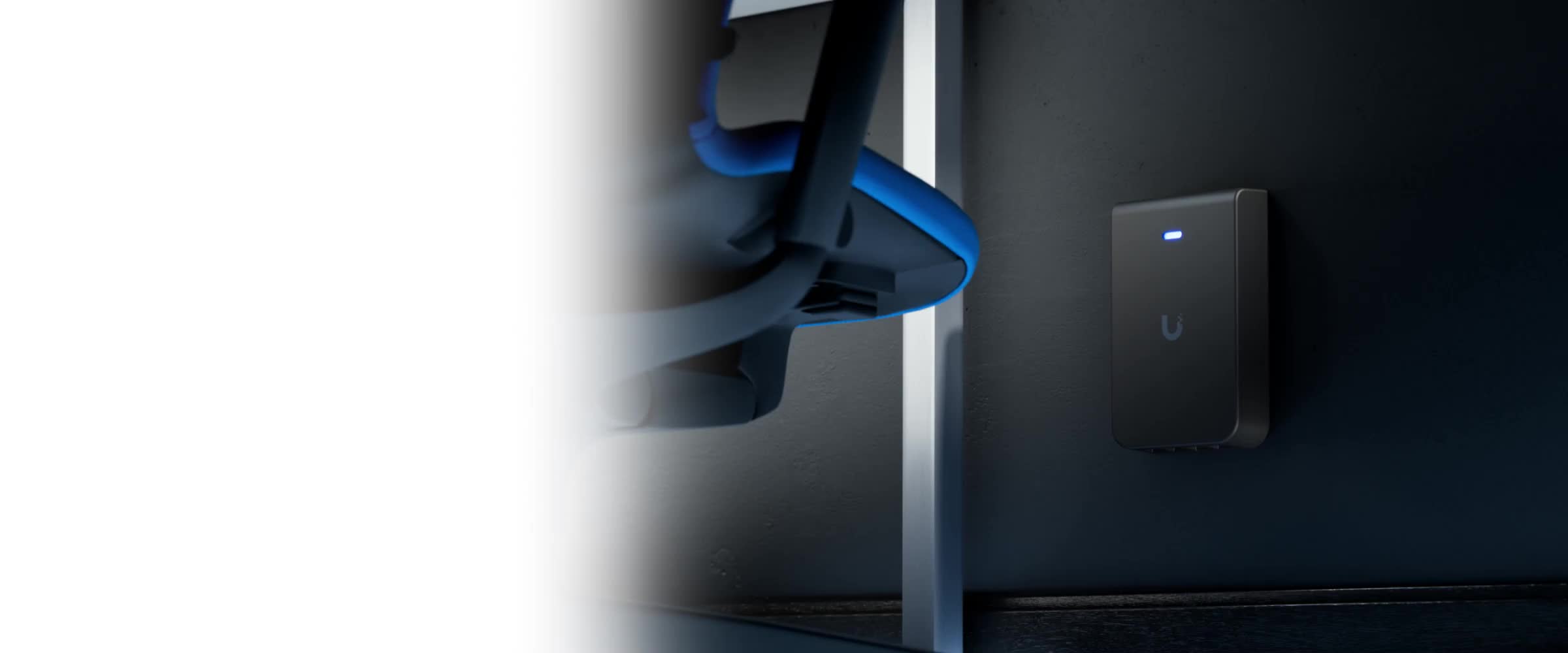 UniFi Wall Mount Wi-Fiアクセスポイント - Ubiquiti