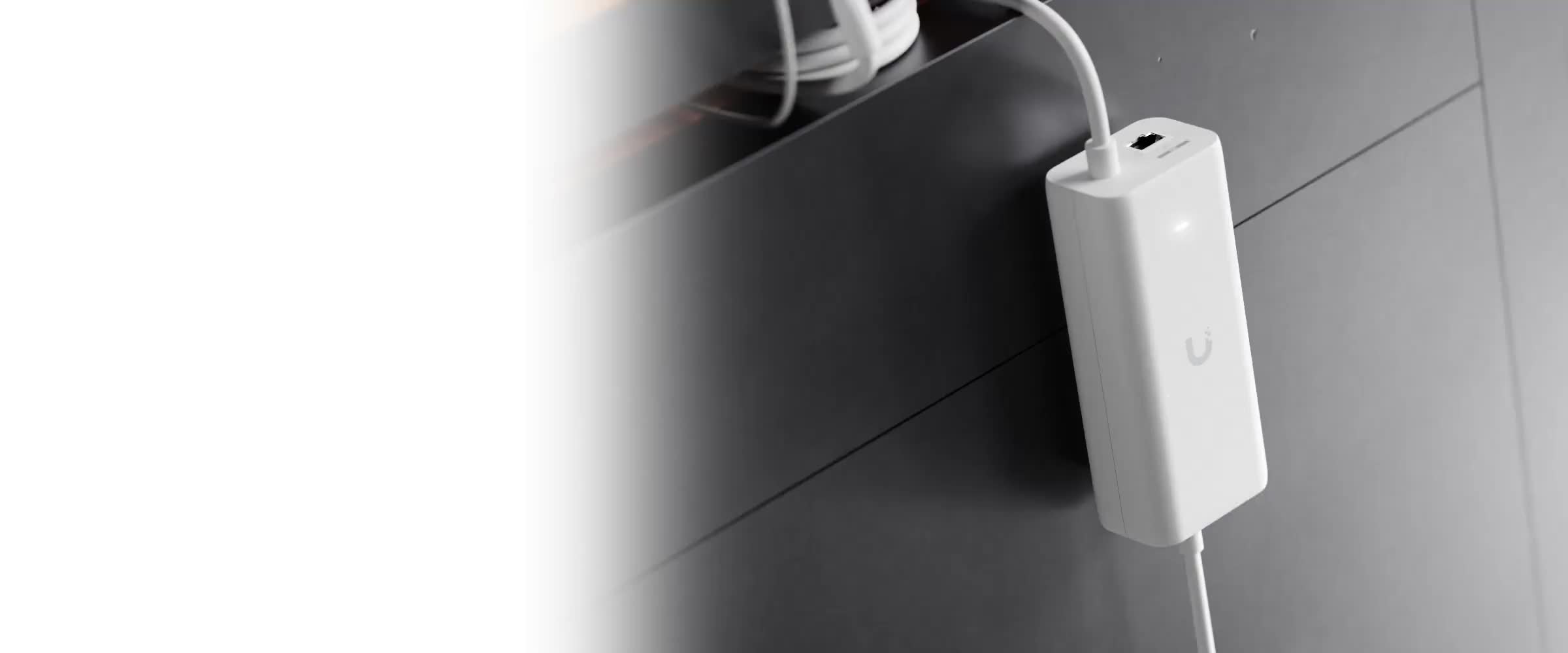 Ubiquiti UniFi Express 数回使用 Ubiquiti UniFi Express 数回使用 - メルカリ